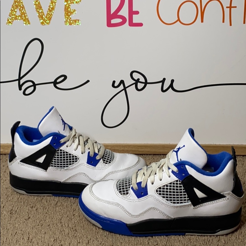 Air Jordan 4 Retro